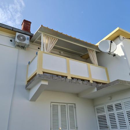 Apartmani I Sobe Jusic Rab Town Luaran gambar