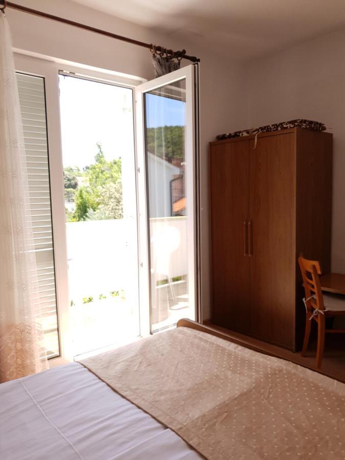 Apartmani I Sobe Jusic Rab Town Luaran gambar