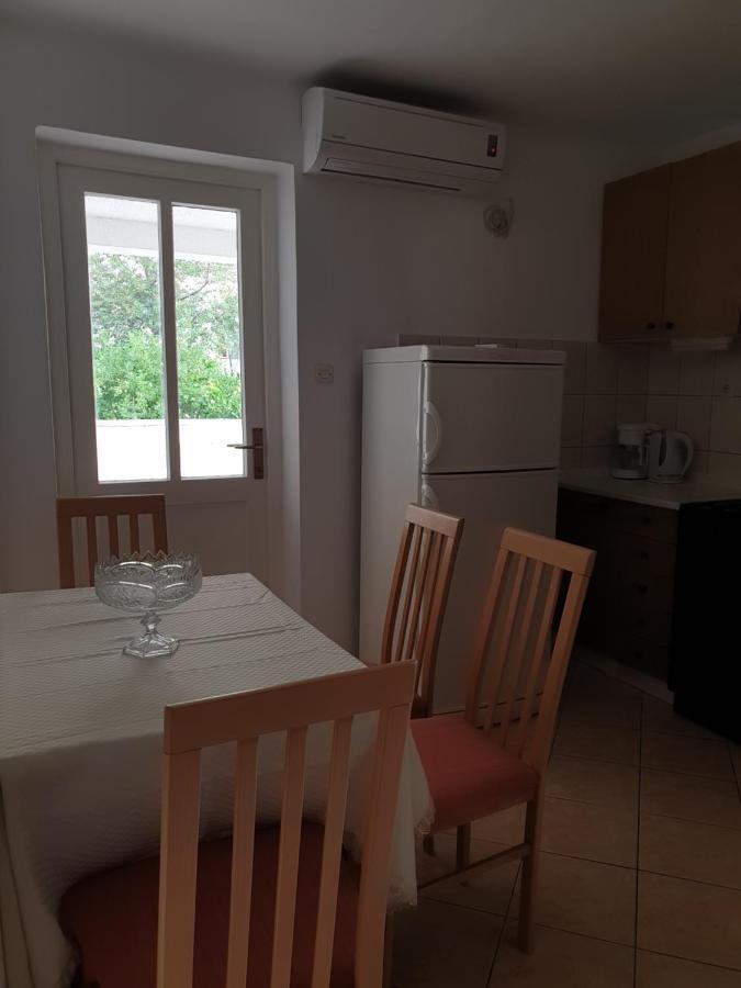 Apartmani I Sobe Jusic Rab Town Luaran gambar