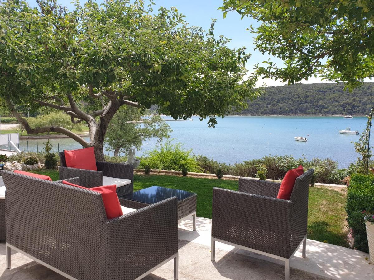 Apartmani I Sobe Jusic Rab Town Luaran gambar