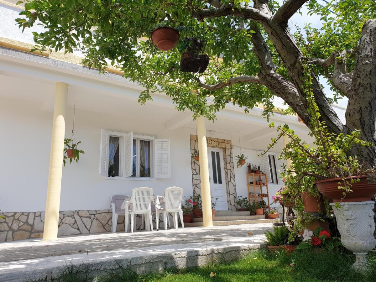Apartmani I Sobe Jusic Rab Town Luaran gambar