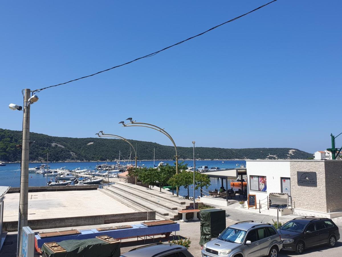 Apartmani I Sobe Jusic Rab Town Luaran gambar
