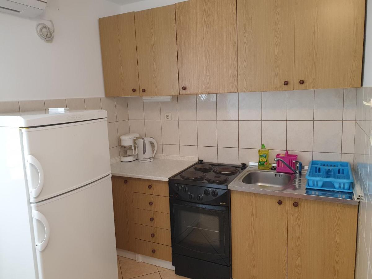 Apartmani I Sobe Jusic Rab Town Luaran gambar