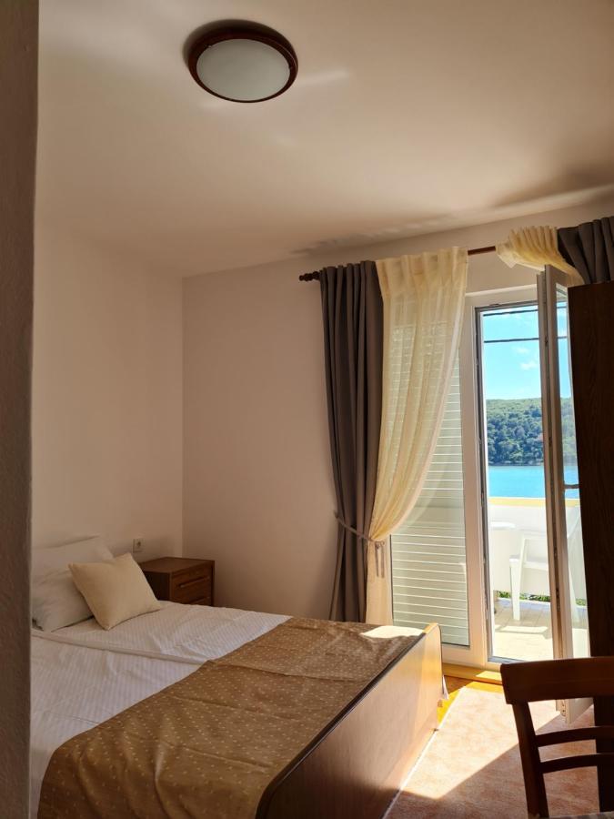 Apartmani I Sobe Jusic Rab Town Luaran gambar