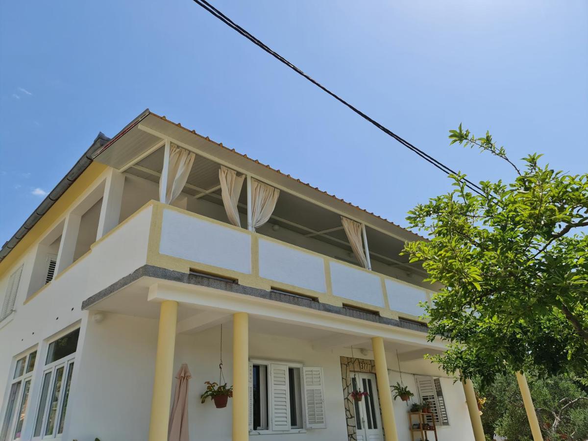 Apartmani I Sobe Jusic Rab Town Luaran gambar